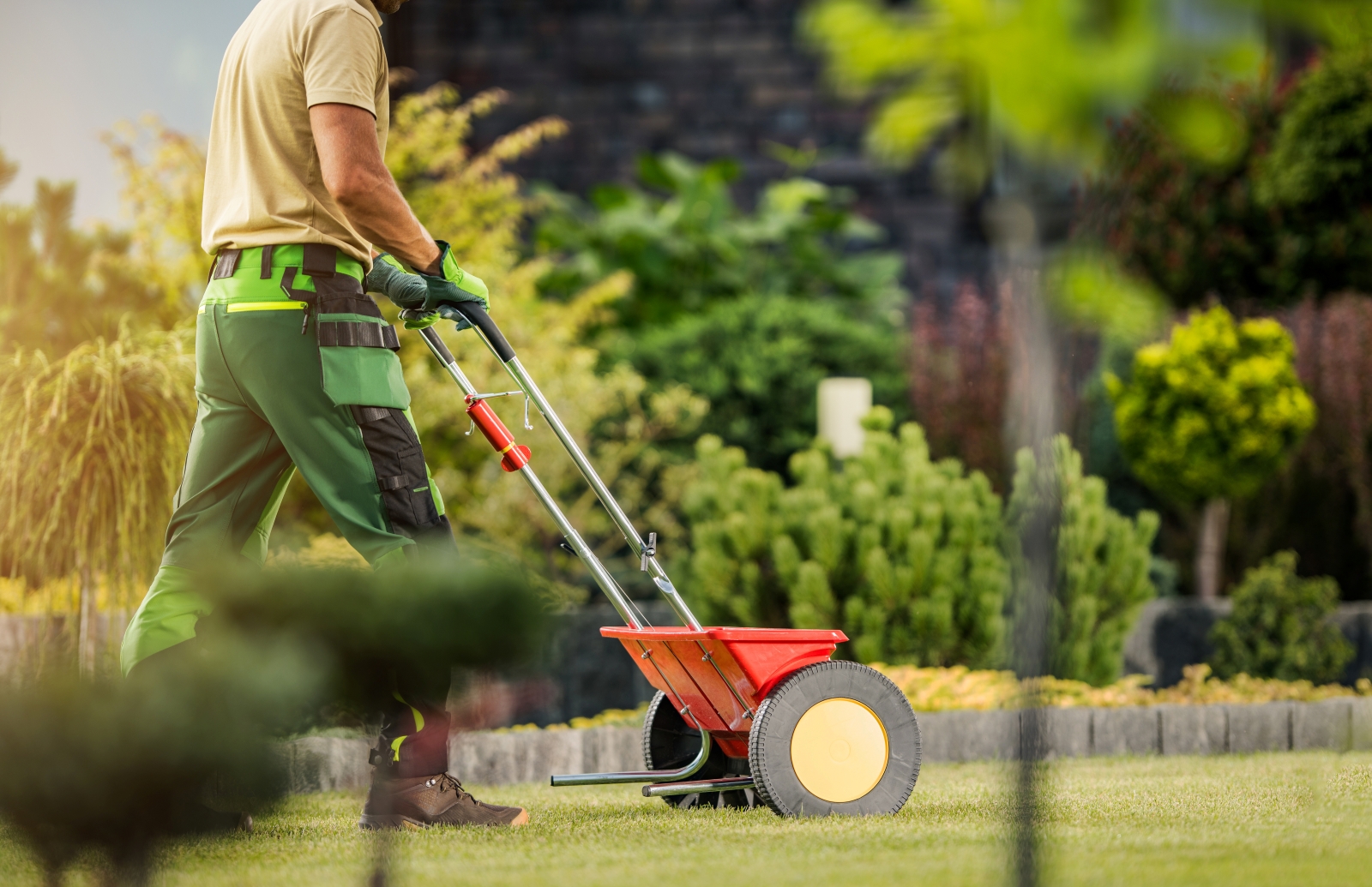 When Should You Fertilize Your Lawn in Wisconsin?